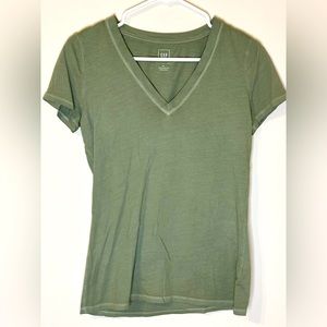 Gap Green V-Neck T-Shirt, Size XS